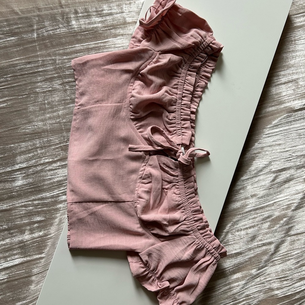 Pink Ruffled Crop Top - Picture 3 of 5